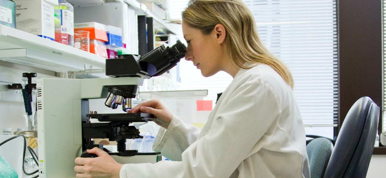 A dramatization of Miriam looking for usability problems in my prototype.